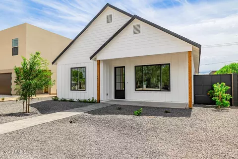 Exterior - 1441 E Hoover Ave, Phoenix, AZ 85006 photo 3 of 13