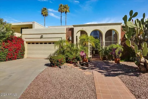 8706 E Devonshire Ave, Scottsdale, AZ 85251