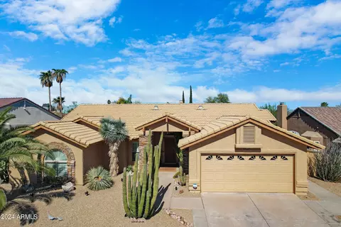 15822 N 15th Way, Phoenix, AZ 85022