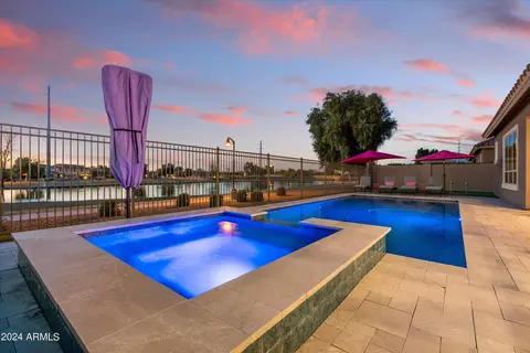 3240 S Pinnacle Dr, Chandler, AZ 85286