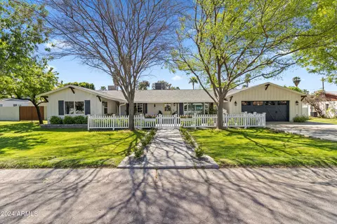 2817 Elm St, Phoenix, AZ 85016