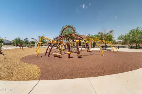 View/Area - 3458 E Mia Ln, Gilbert, AZ 85298 photo 8 of 14
