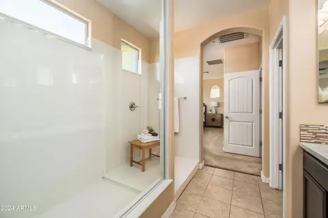 Bath - 3458 E Mia Ln, Gilbert, AZ 85298 photo 4 of 5