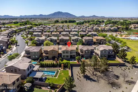 View/Area - 3458 E Mia Ln, Gilbert, AZ 85298 photo 4 of 14