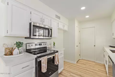 8318 E Natal Ave, Mesa, AZ 85209 photo 23