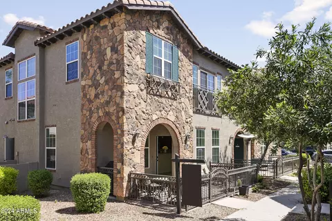 4729 E Waterman St #101, Gilbert, AZ 85297
