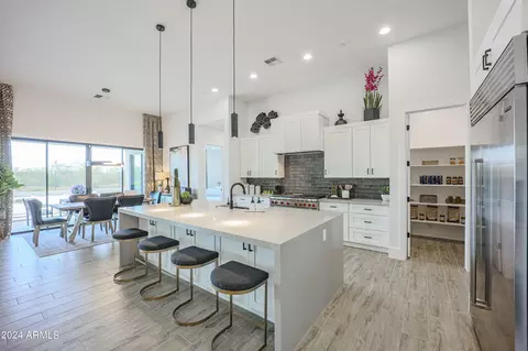 1163 E Dolores Rd, Phoenix, AZ 85086 photo 4
