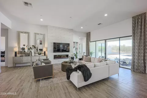 1163 E Dolores Rd, Phoenix, AZ 85086 photo 7