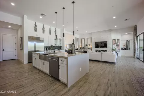 1187 E Dolores Rd, Phoenix, AZ 85086 photo 2
