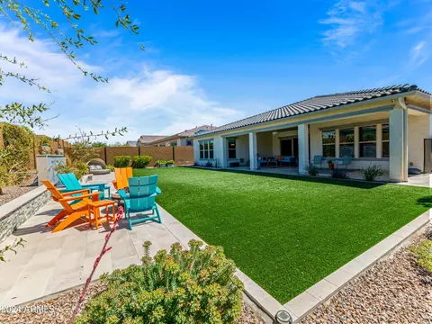 Exterior - 3110 E Herrera Dr, Phoenix, AZ 85050 photo 12 of 14