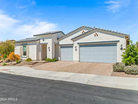 3110 E Herrera Dr, Phoenix, AZ 85050