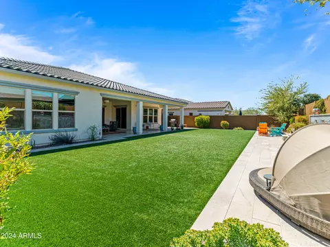 Exterior - 3110 E Herrera Dr, Phoenix, AZ 85050 photo 10 of 14