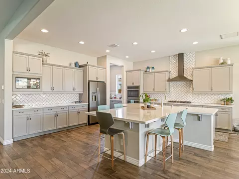 Kitchen - 3110 E Herrera Dr, Phoenix, AZ 85050 photo 4 of 7