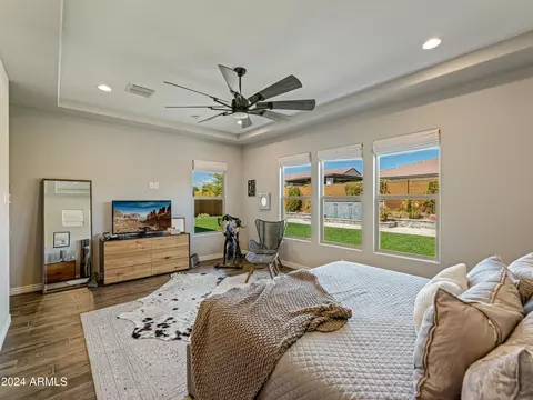 Bedroom - 3110 E Herrera Dr, Phoenix, AZ 85050 photo 2 of 7