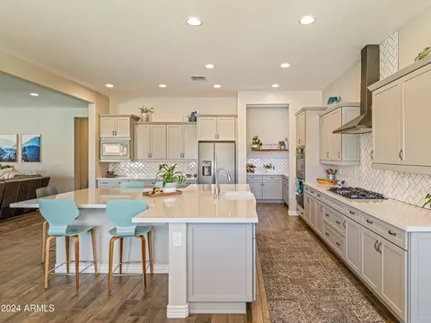 Kitchen - 3110 E Herrera Dr, Phoenix, AZ 85050 photo 3 of 7