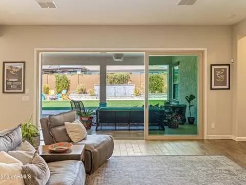 Living - 3110 E Herrera Dr, Phoenix, AZ 85050 photo 1 of 2