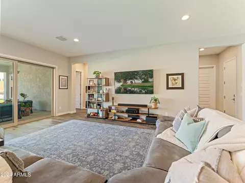 Living - 3110 E Herrera Dr, Phoenix, AZ 85050 photo 2 of 2