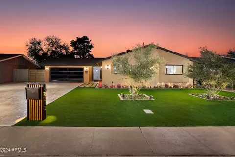 8312 E Montecito Ave, Scottsdale, AZ 85251