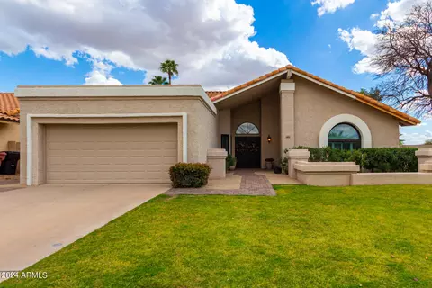 9715 E Sutton Dr, Scottsdale, AZ 85260