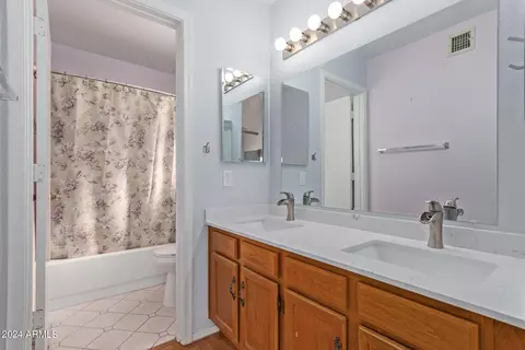 Bath - 1843 E Anchor Dr, Gilbert, AZ 85234 photo 1 of 3