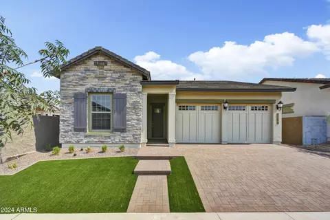 1930 W Holden Dr, Phoenix, AZ 85085