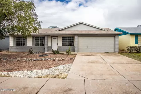 1512 E Carson Rd, Phoenix, AZ 85042