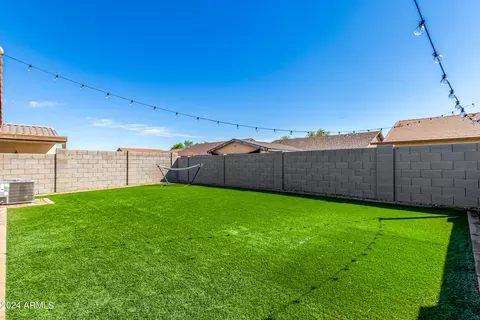 Exterior - 5617 S 30th Gln, Phoenix, AZ 85041 photo 10 of 15