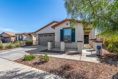 Exterior - 5617 S 30th Gln, Phoenix, AZ 85041 photo 5 of 15