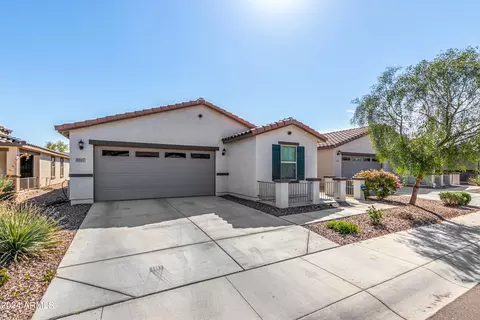 Exterior - 5617 S 30th Gln, Phoenix, AZ 85041 photo 4 of 15