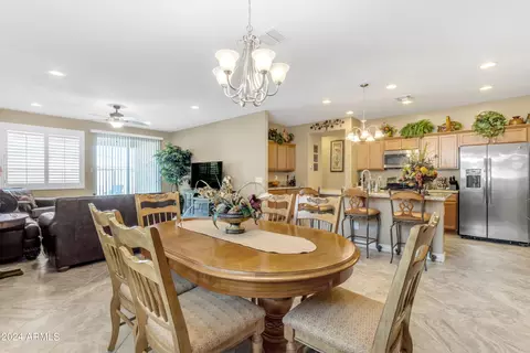 Dining - 2636 E Daniel Dr, Gilbert, AZ 85298 photo 2 of 4