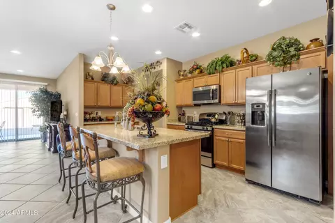 Kitchen - 2636 E Daniel Dr, Gilbert, AZ 85298 photo 4 of 4