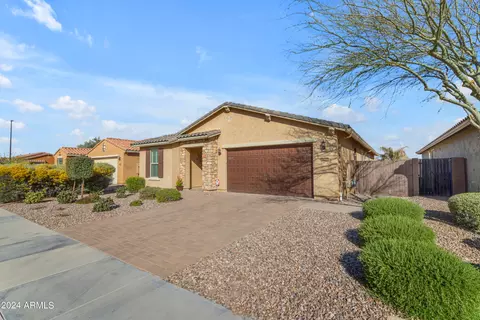 Exterior - 2636 E Daniel Dr, Gilbert, AZ 85298 photo 9 of 22