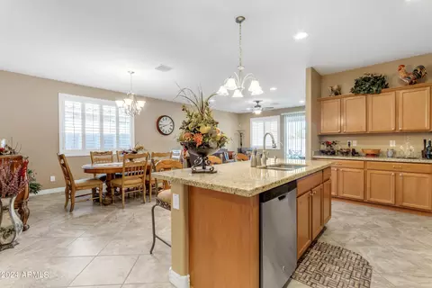 Kitchen - 2636 E Daniel Dr, Gilbert, AZ 85298 photo 1 of 4