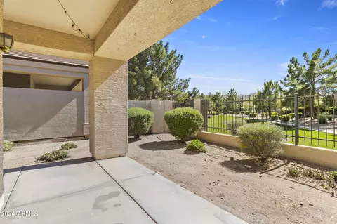Exterior - 3243 E Maldonado Dr, Phoenix, AZ 85042 photo 2 of 13