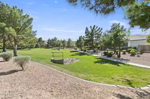 View/Area - 3243 E Maldonado Dr, Phoenix, AZ 85042 photo 5 of 21