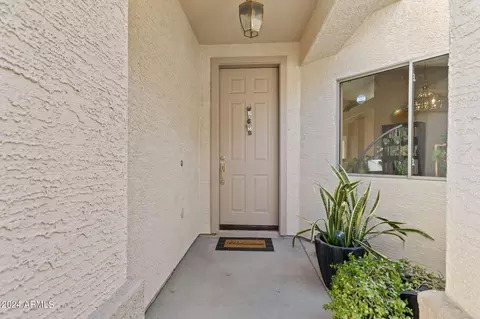 Exterior - 3243 E Maldonado Dr, Phoenix, AZ 85042 photo 11 of 13