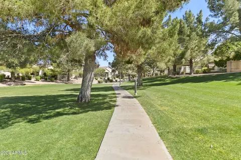 Exterior - 3243 E Maldonado Dr, Phoenix, AZ 85042 photo 10 of 13