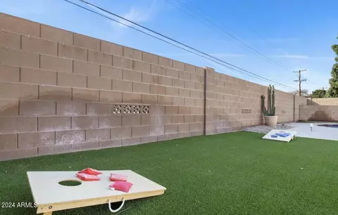 517 E Bishop Dr E, Tempe, AZ 85282 photo 3