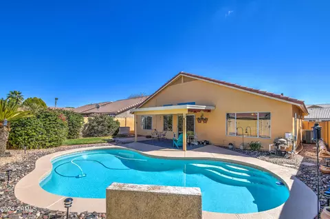 Exterior - 308 E Devon Dr, Gilbert, AZ 85296 photo 4 of 5
