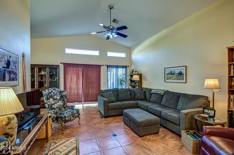 Living - 308 E Devon Dr, Gilbert, AZ 85296 photo 1 of 3