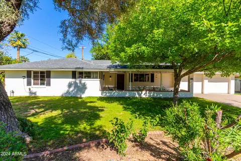 7217 N 1st St, Phoenix, AZ 85020
