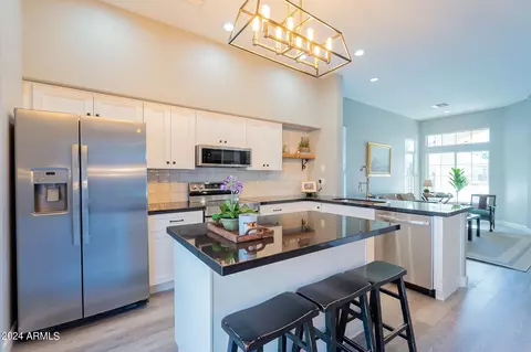 Kitchen - 756 W Ivanhoe St, Gilbert, AZ 85233 photo 4 of 6