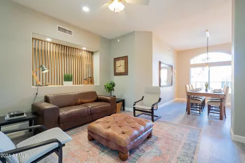 Living - 756 W Ivanhoe St, Gilbert, AZ 85233 photo 5 of 8
