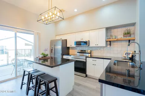 Kitchen - 756 W Ivanhoe St, Gilbert, AZ 85233 photo 1 of 6