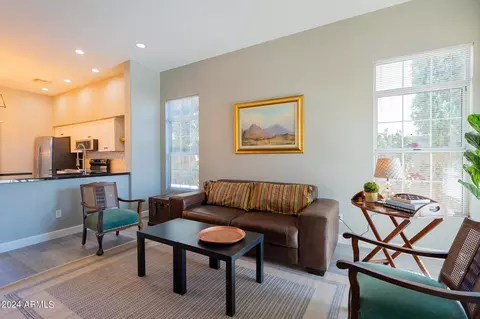 Living - 756 W Ivanhoe St, Gilbert, AZ 85233 photo 3 of 8