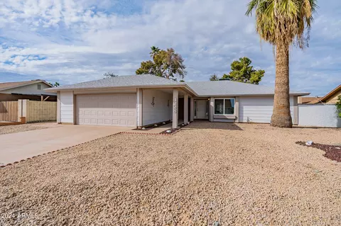 4228 W Hearn Rd, Phoenix, AZ 85053