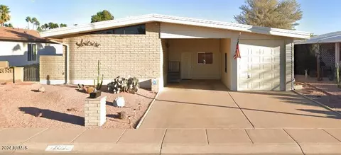 2223 N Middlecoff Dr, Mesa, AZ 85215