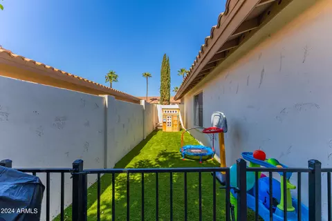 Exterior - 2747 E Mountain Sky Ave, Phoenix, AZ 85048 photo 2 of 11