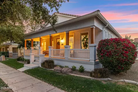 Exterior - 3120 E Agritopia Loop N, Gilbert, AZ 85296 photo 4 of 25