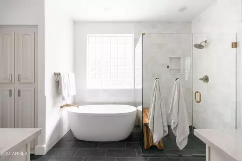 Bath - 3120 E Agritopia Loop N, Gilbert, AZ 85296 photo 5 of 10